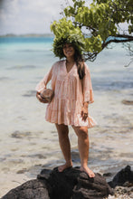 Load image into Gallery viewer, Robe FAKARAVA - Tahiti Light Pink
