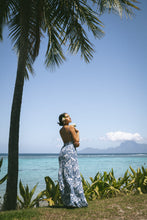 Load image into Gallery viewer, Robe TETIAROA - Tahiti Navy Blue
